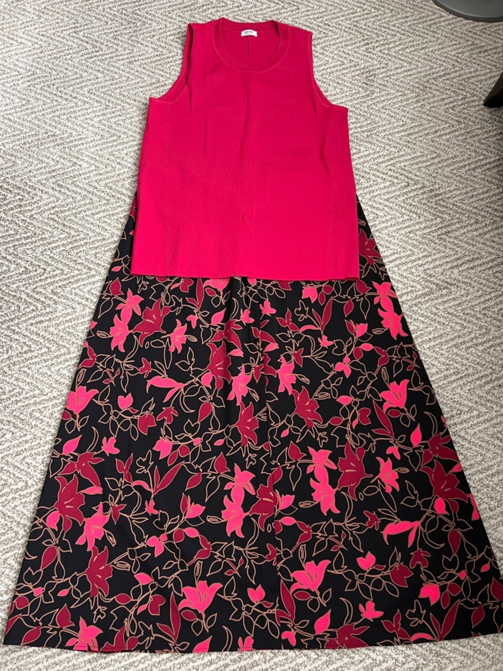 Penningtons Fuchsia Top with Black & Fuchsia Floral skirt ( elastic waist )